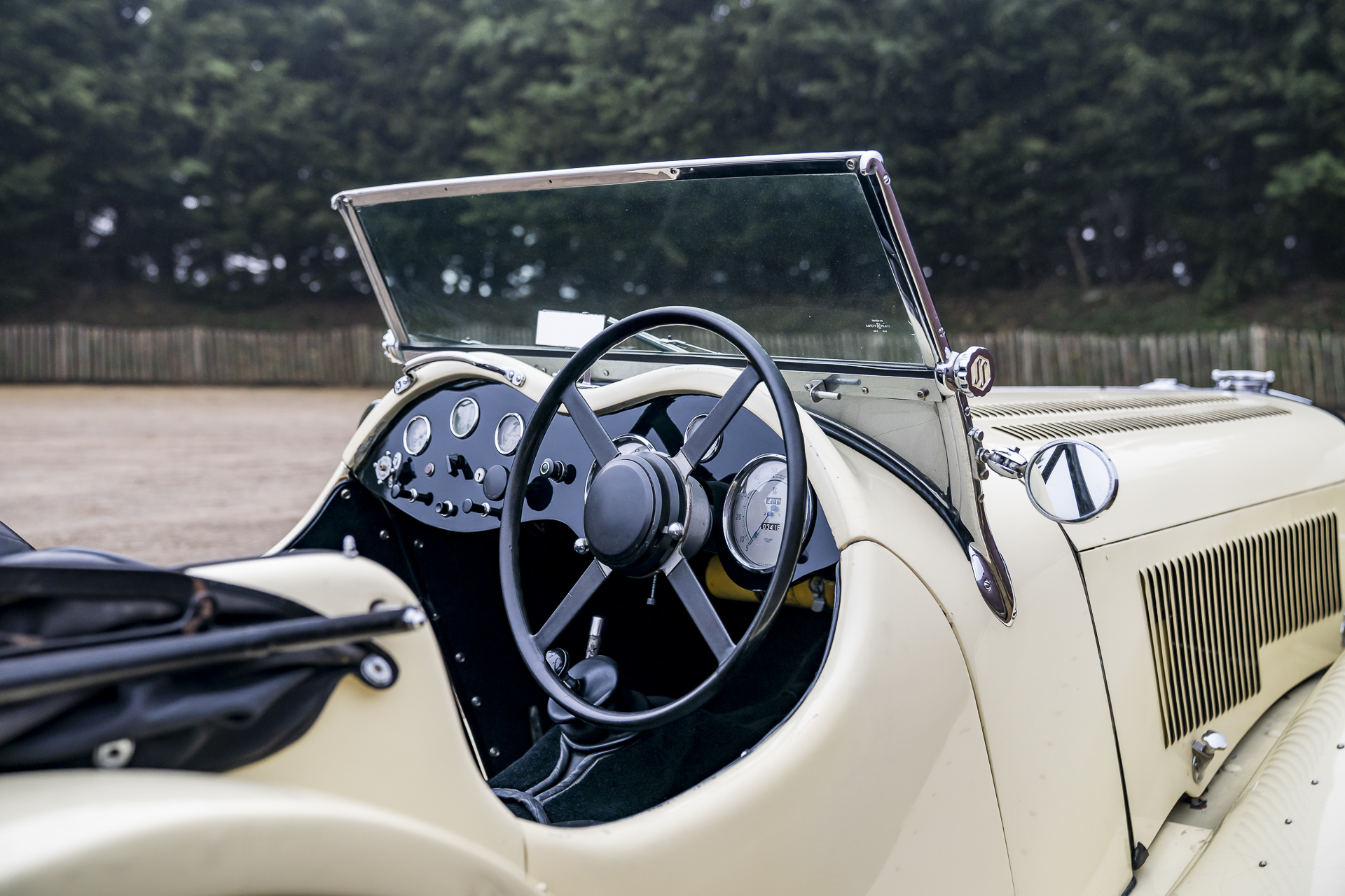 Jaguar_SS_interior-23