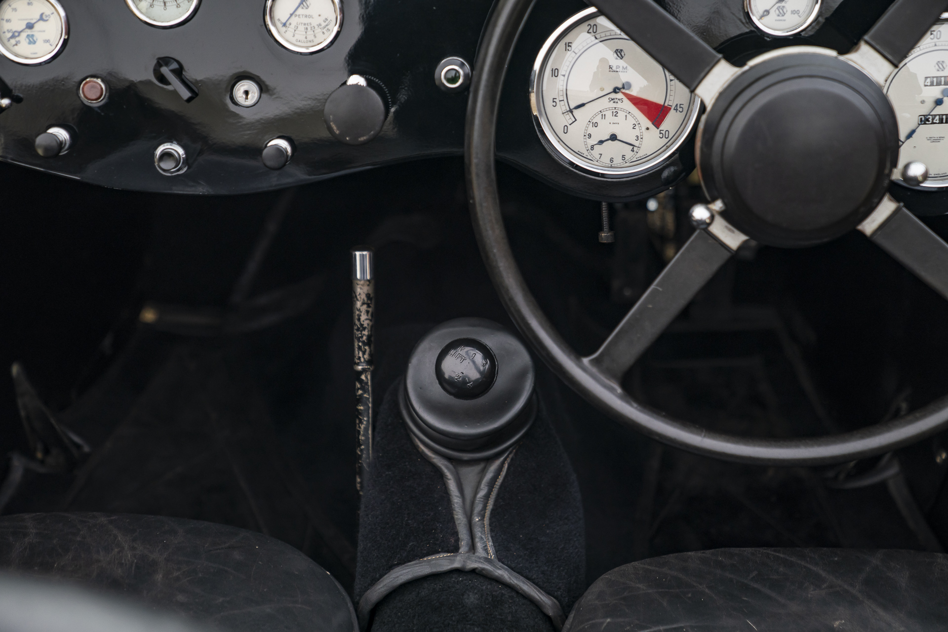 Jaguar_SS_interior-25