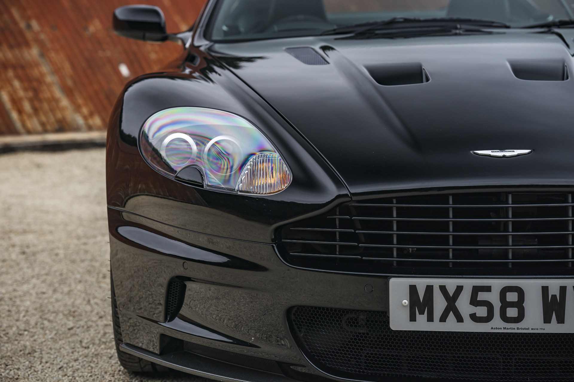 2008_Aston Martin_DBS-P14