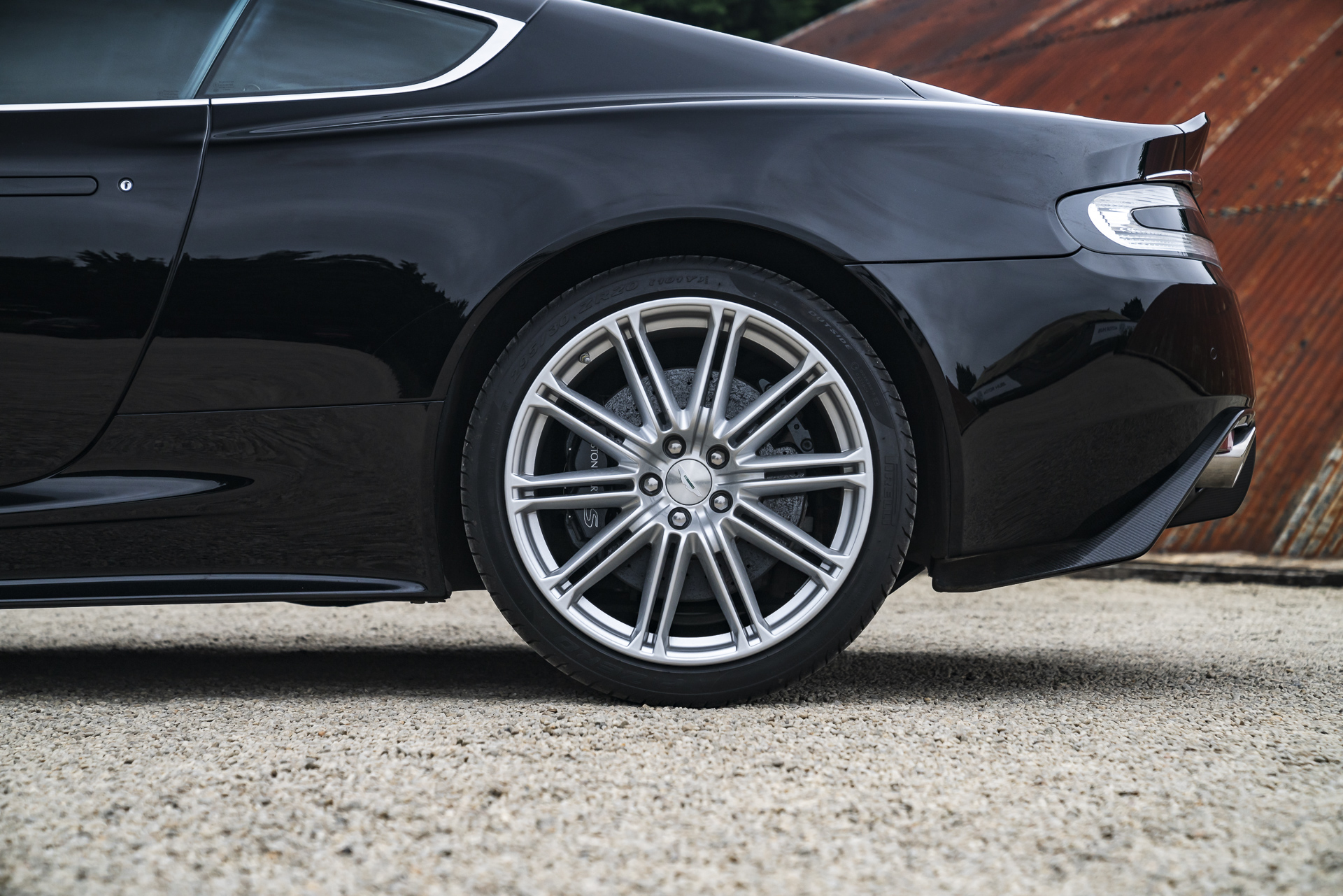 2008_Aston Martin_DBS-P34
