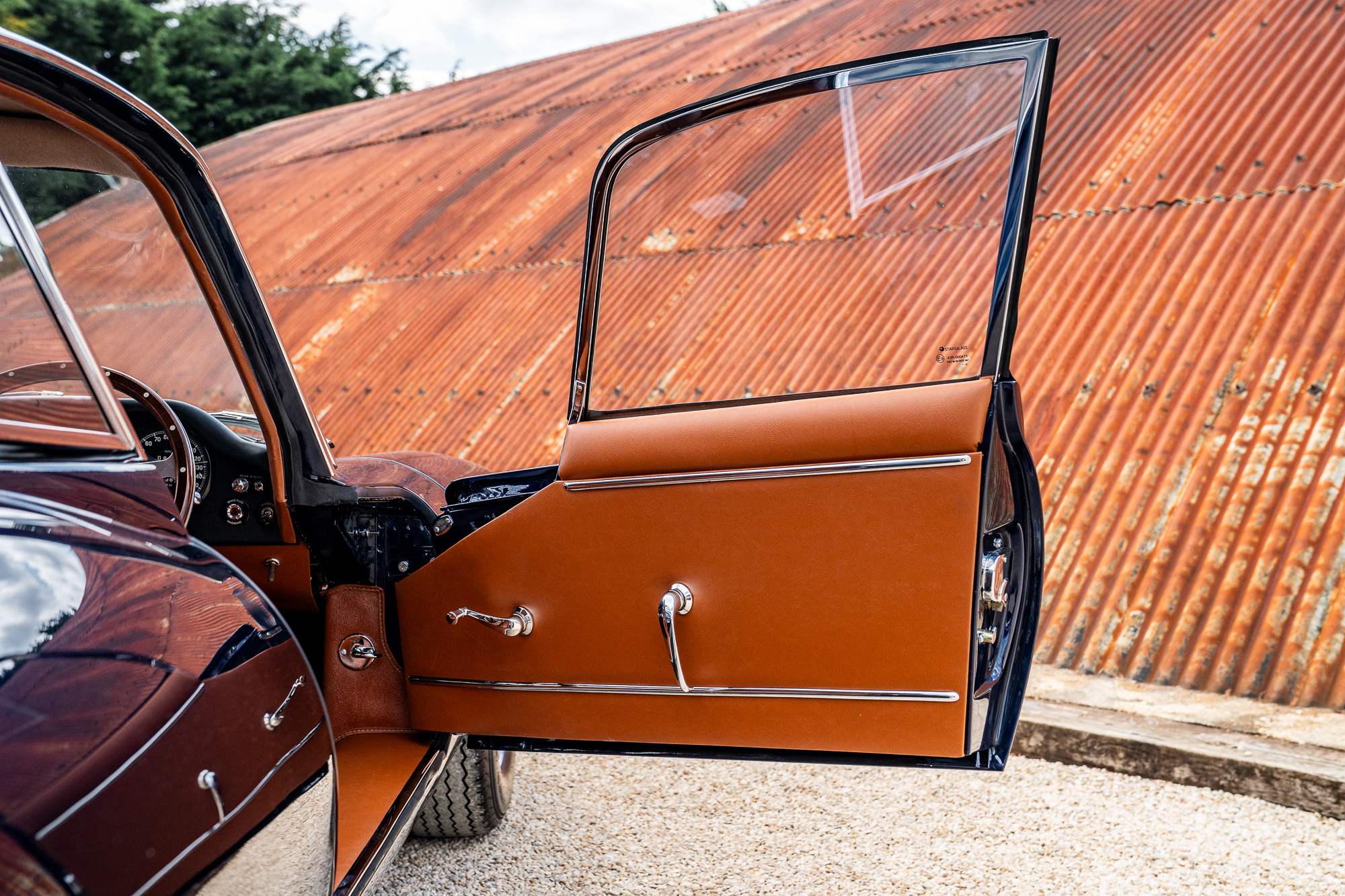 Jaguar_Etype_Restomod-P25
