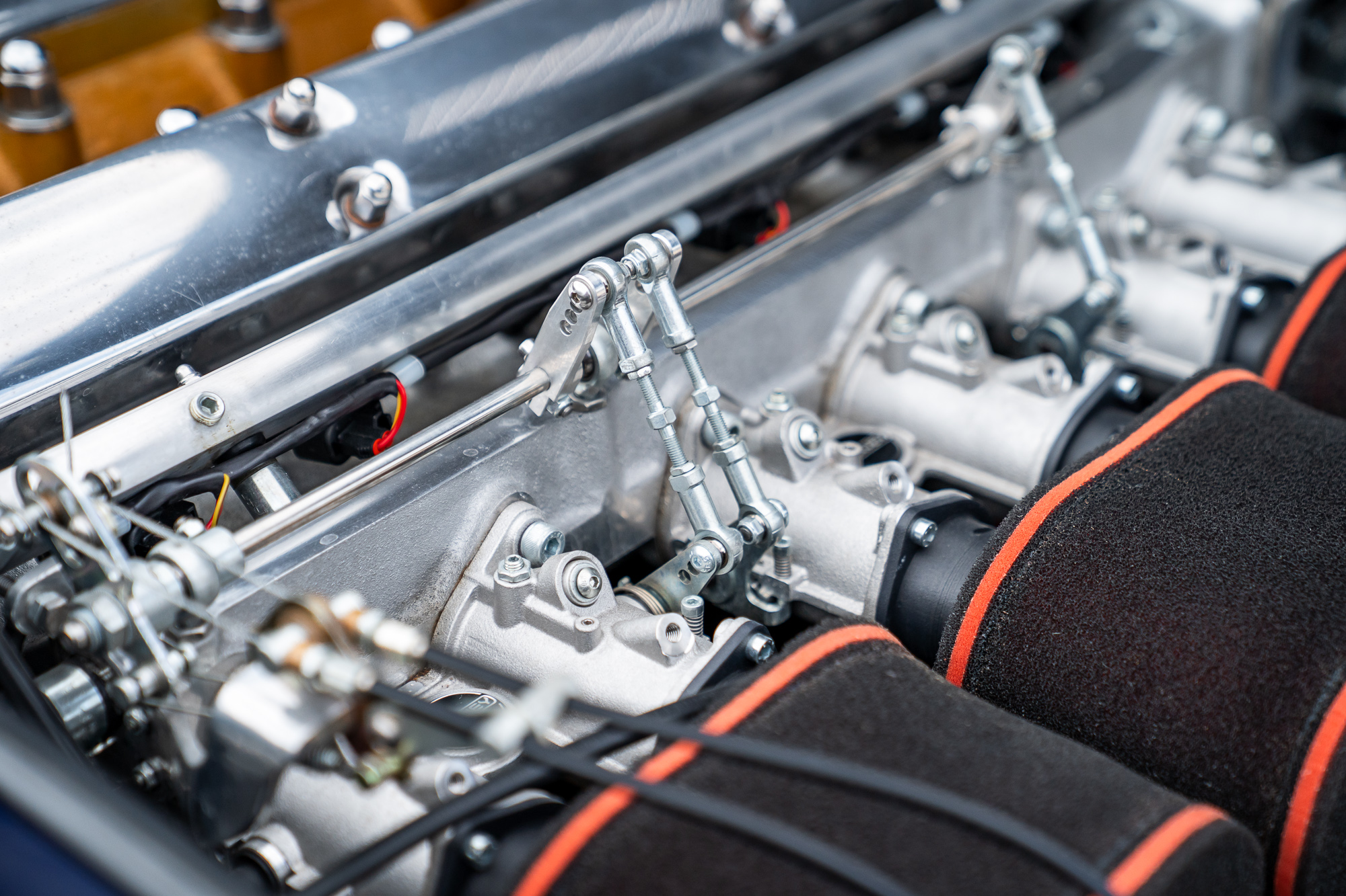 Jaguar_Etype_Restomod-P35