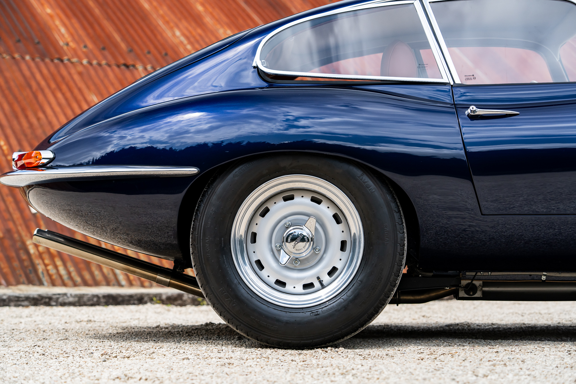 Jaguar_Etype_Restomod-P37