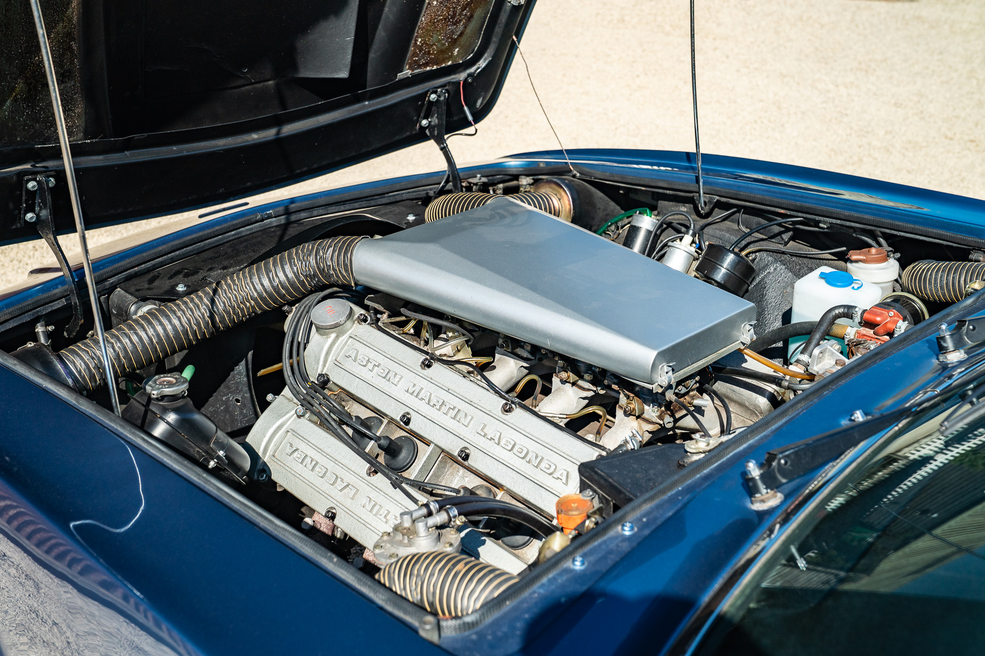 Aston Martin V8 Volante-P34