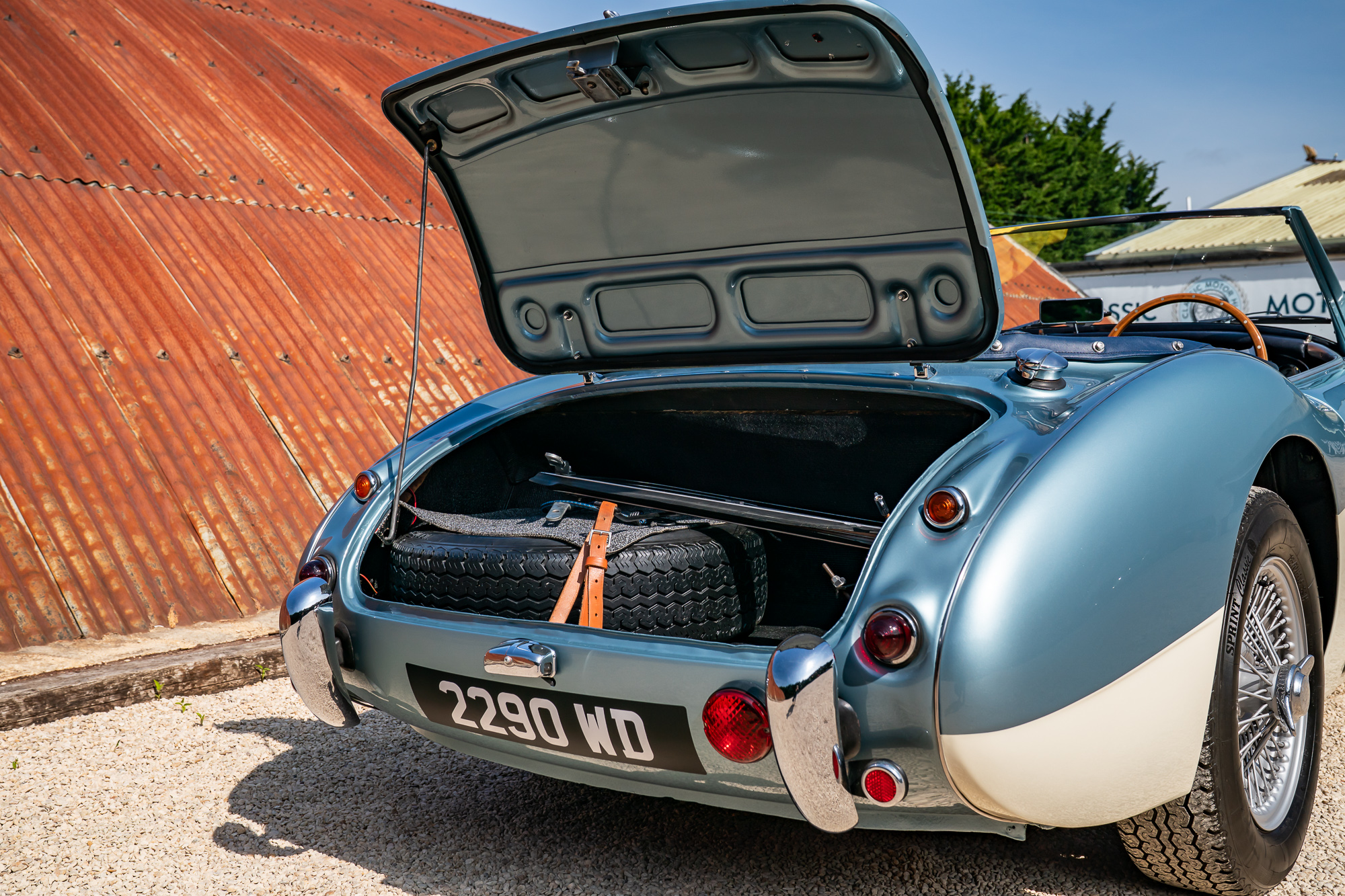 Austin-Healey_3000MKII-P27