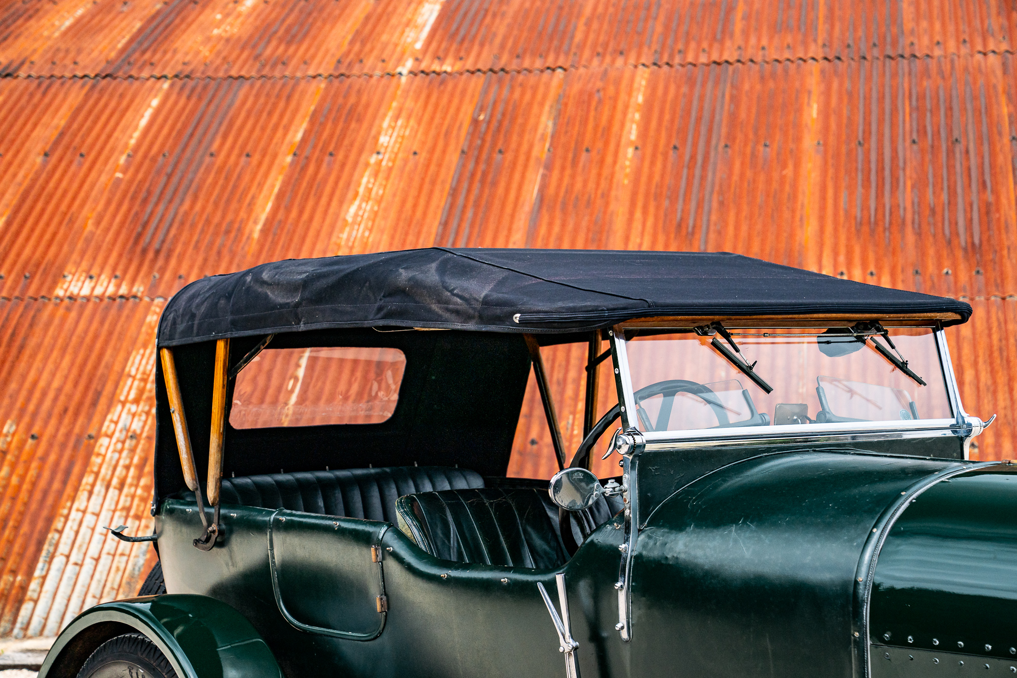 Bentley_3L-P24