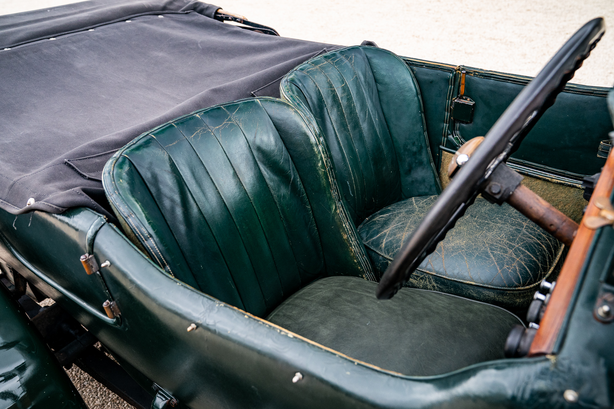 Bentley_3L-P32