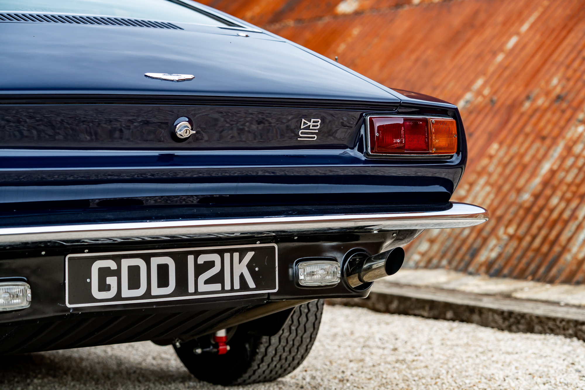Aston MartinDBS-P11
