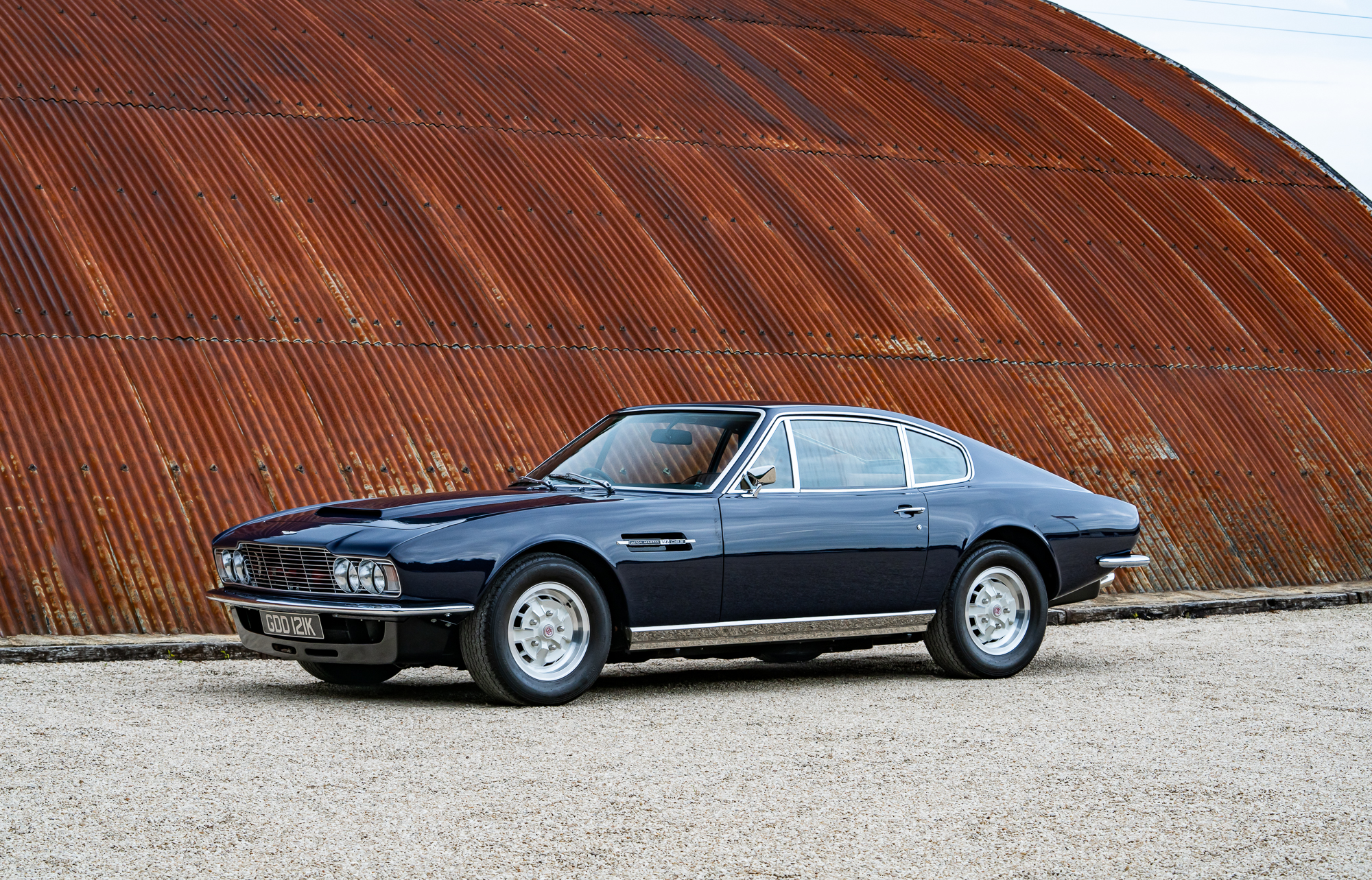 Aston MartinDBS-P2