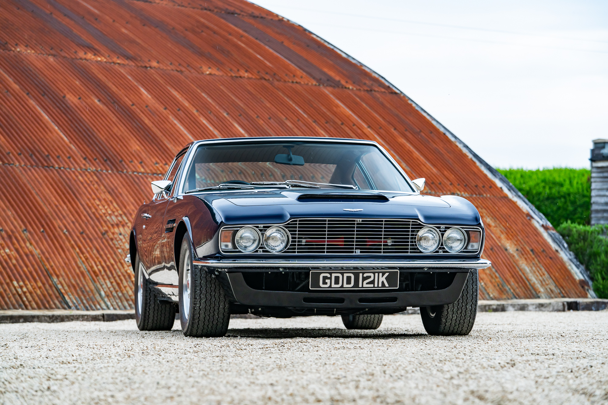 Aston MartinDBS-P4