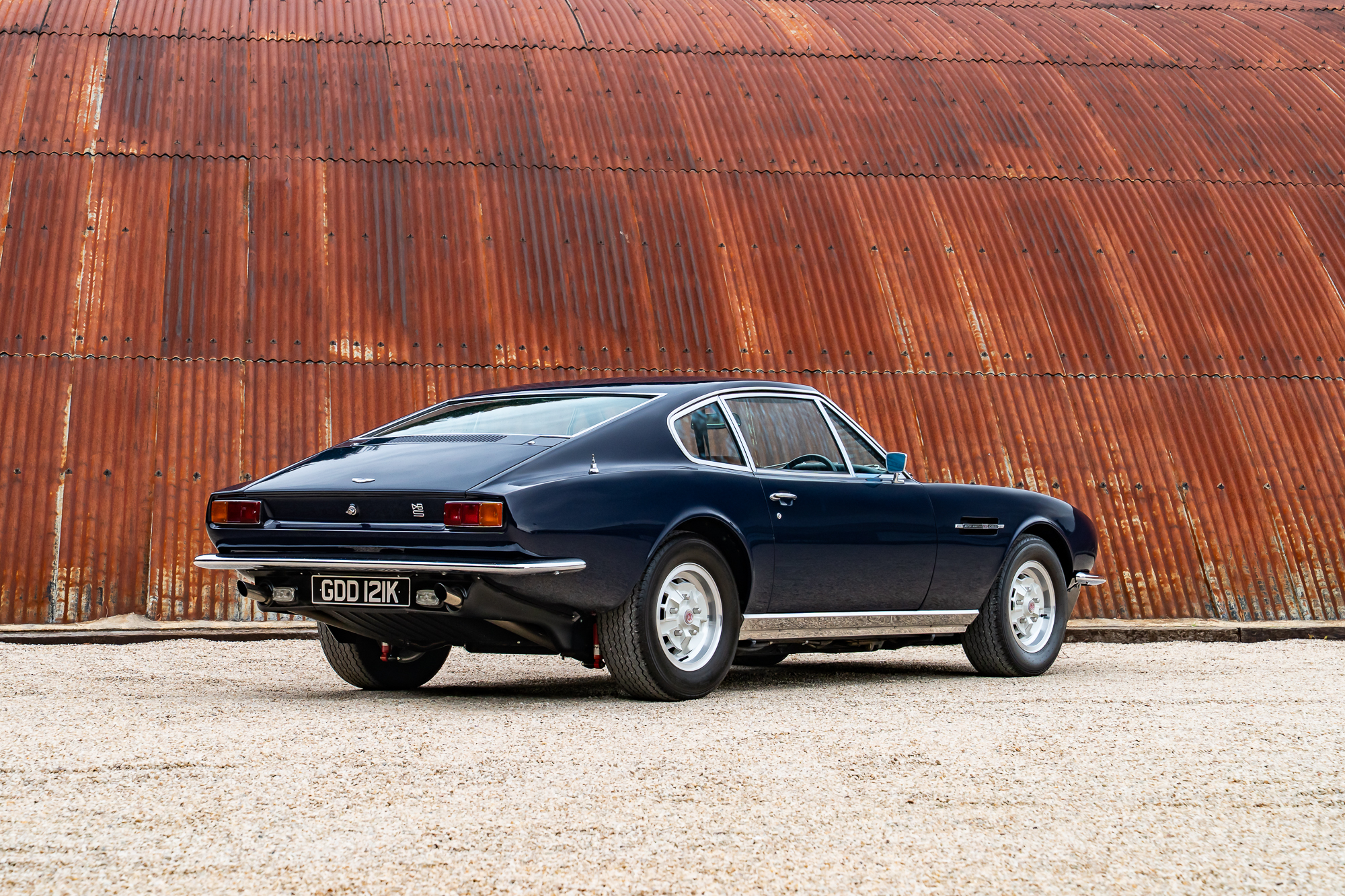 Aston MartinDBS-P9
