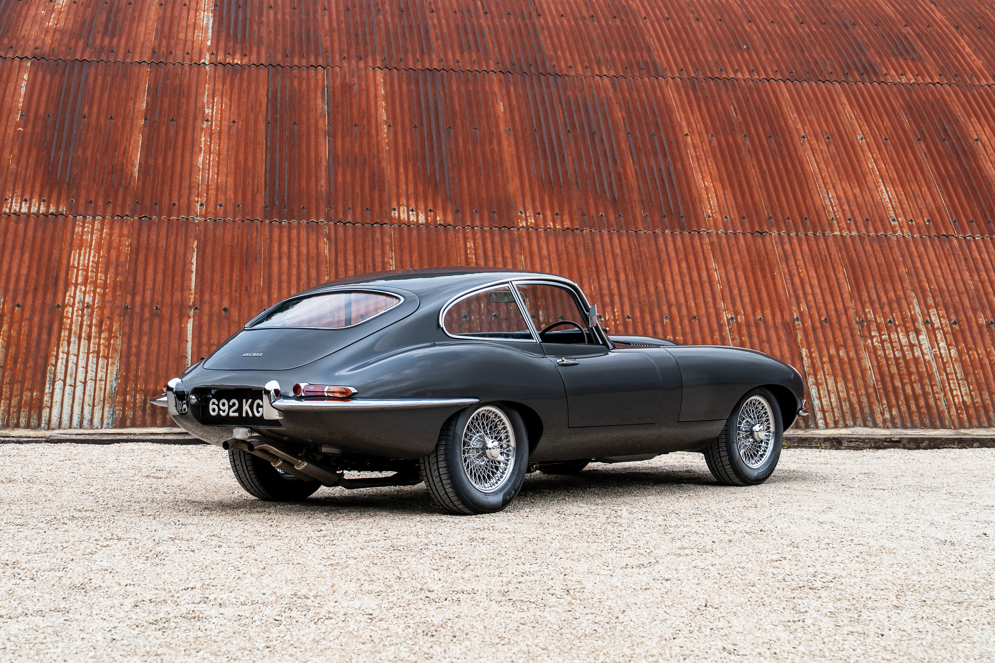Jaguar E-Type-17