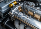 Jaguar E-Type_engine-6