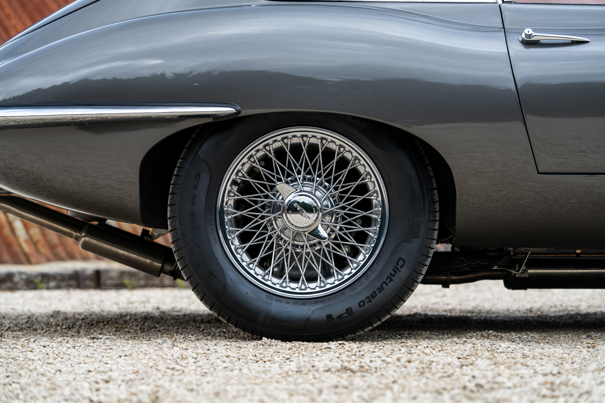 Jaguar E-Type_wheels-3