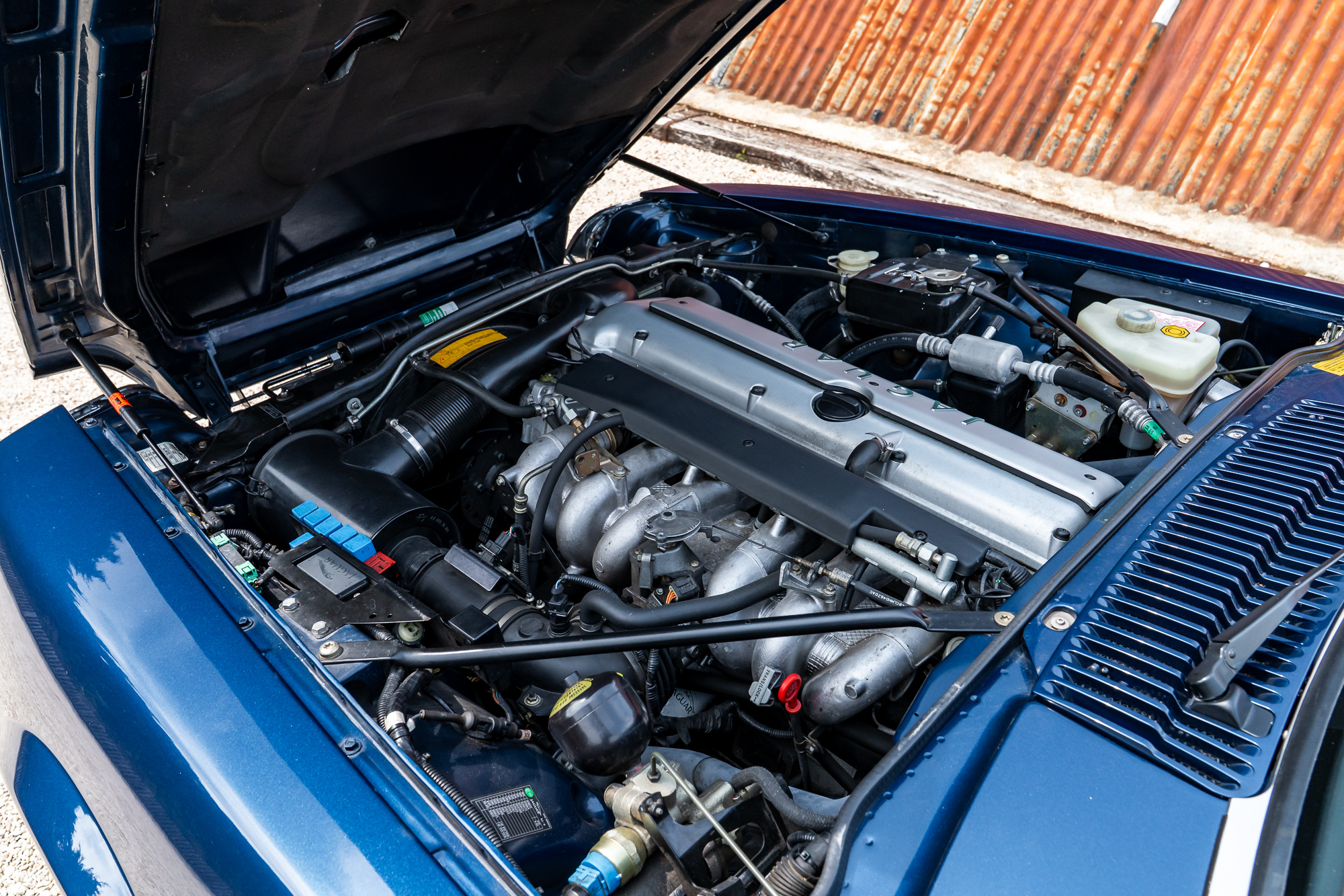 Jaguar XJS-P32