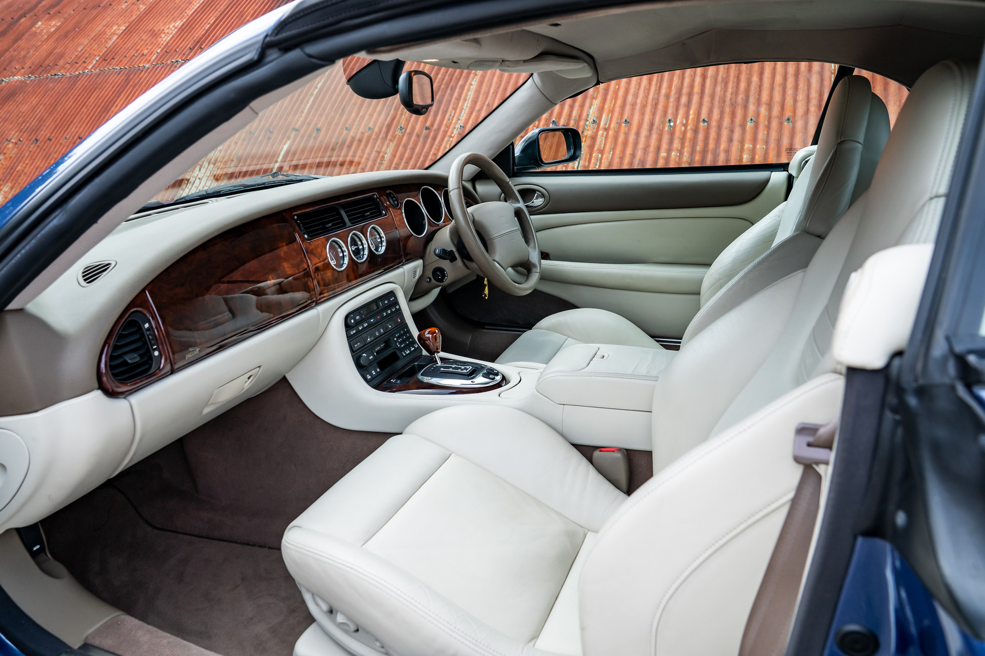 Jaguar XKR-P31