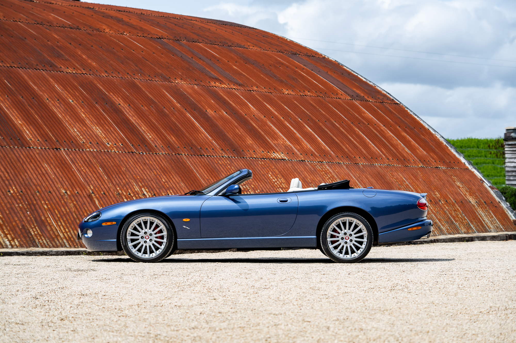 Jaguar XKR-P7
