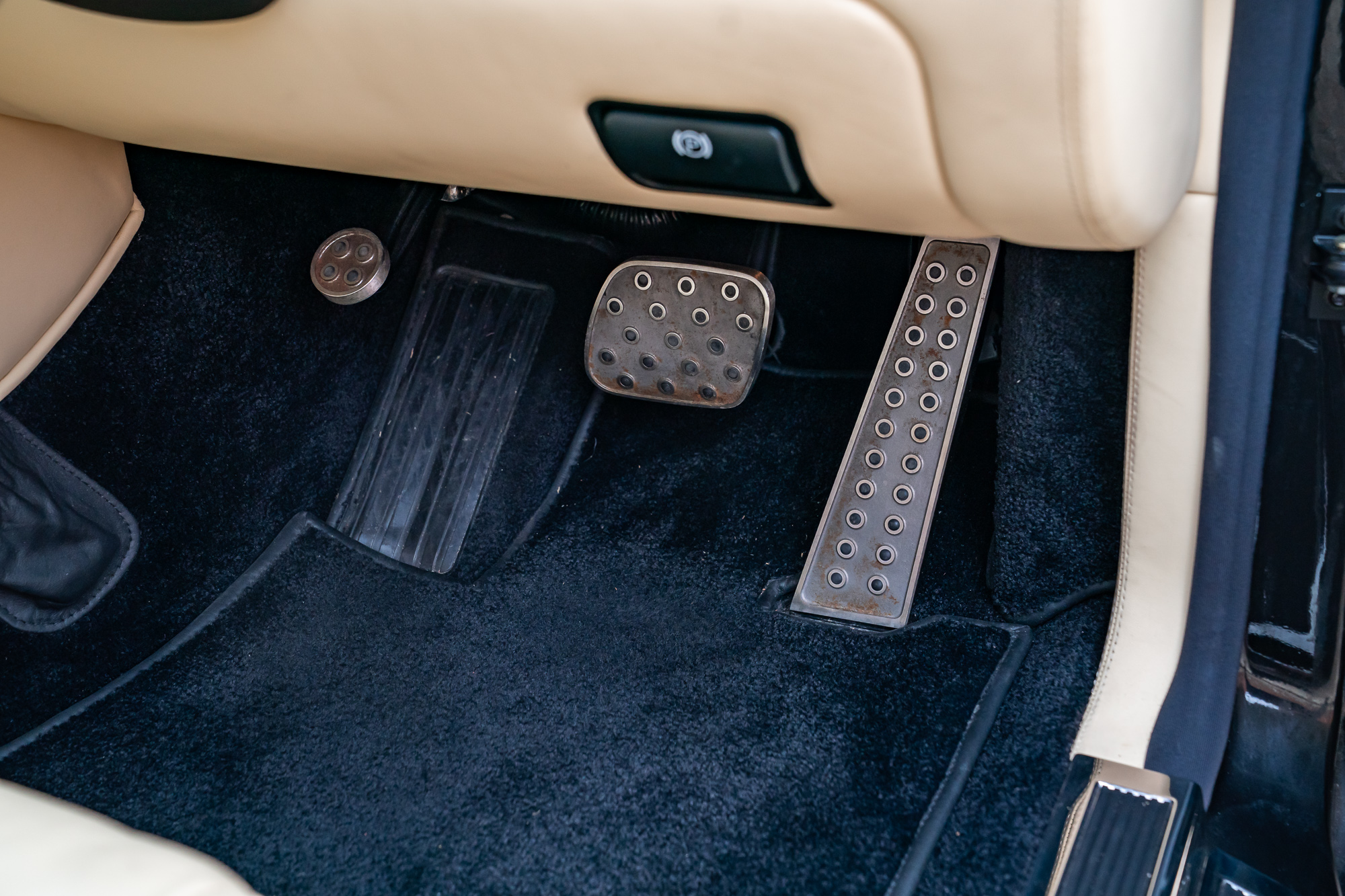 Bentley Arnage_interior-16