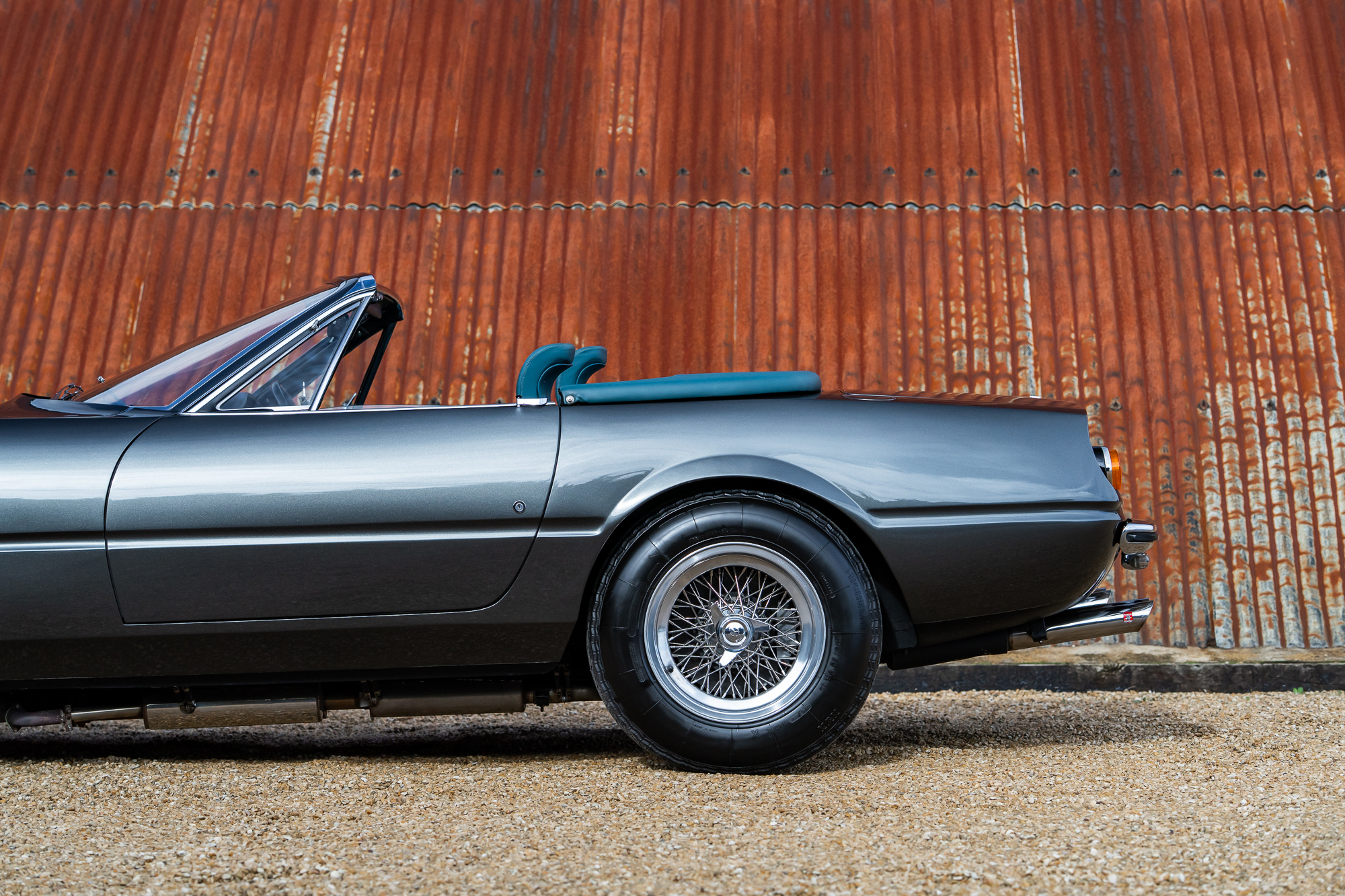 Ferrari 365 GTB_exterior-2