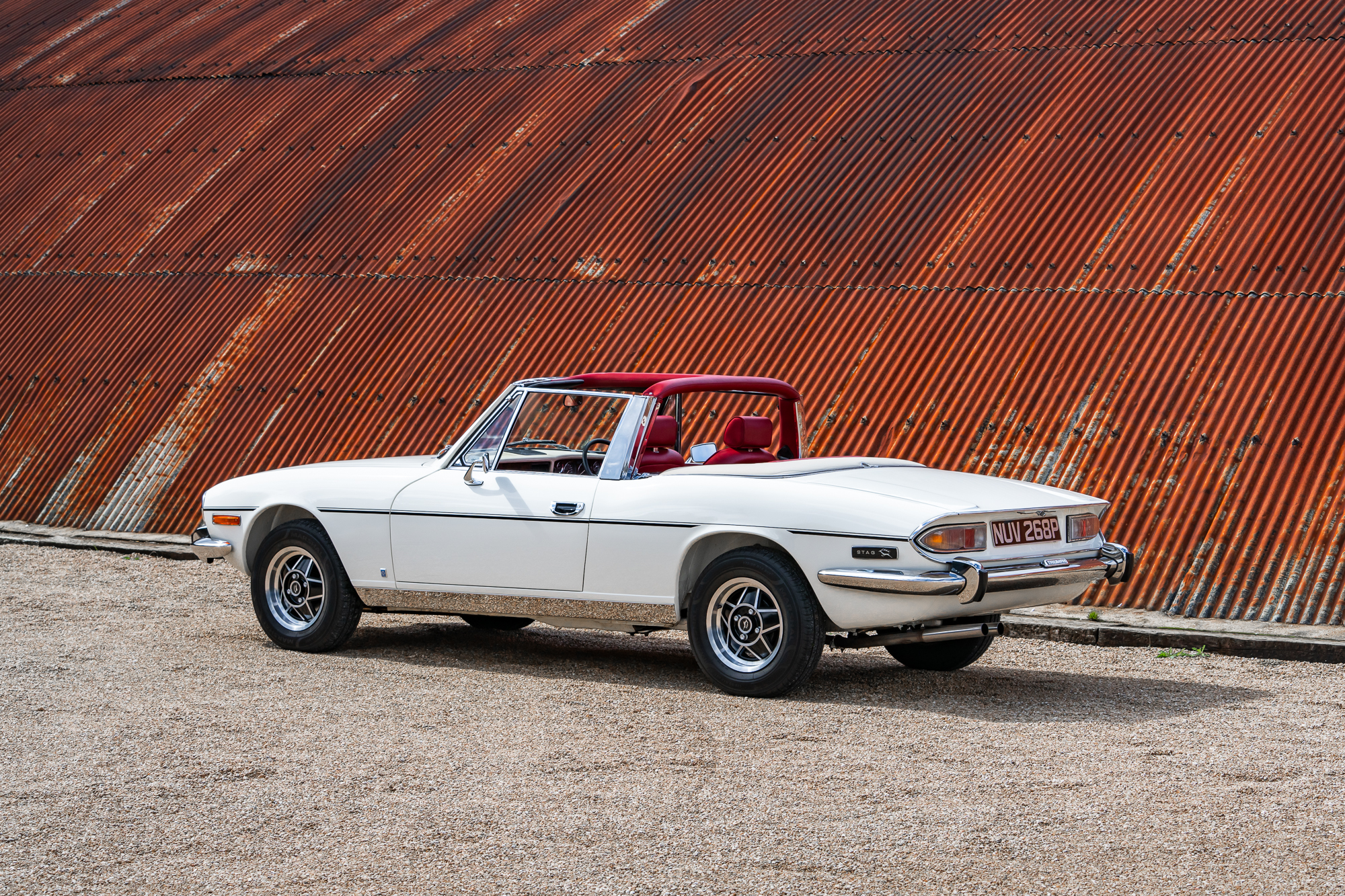 Triumph_Stag-2