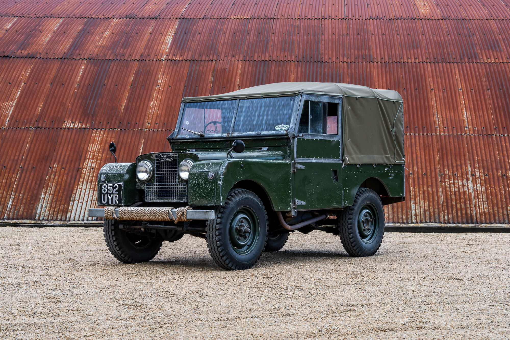Land Rover-P1