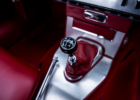 Jaguar_E-type_interior-8