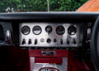 Jaguar_E-type_interior-9